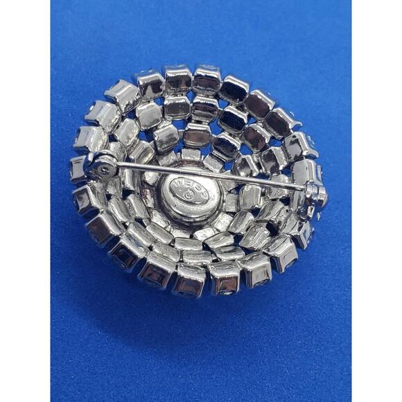 Vintage Weiss Domed Rhinestone Brooch Pin Silvertone Layered Dimensional Signed - Picture 6 of 14